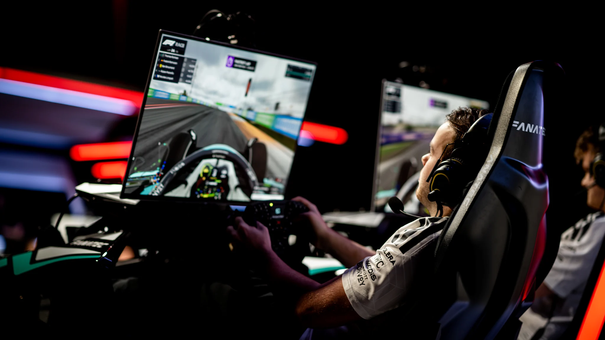 开云线上登录 R10 排位赛直播：2026 F1 模拟赛世锦赛墨西哥城站实时看点